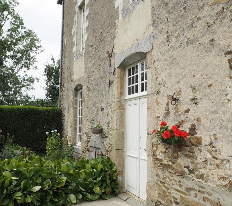 Photo of Others in Astille