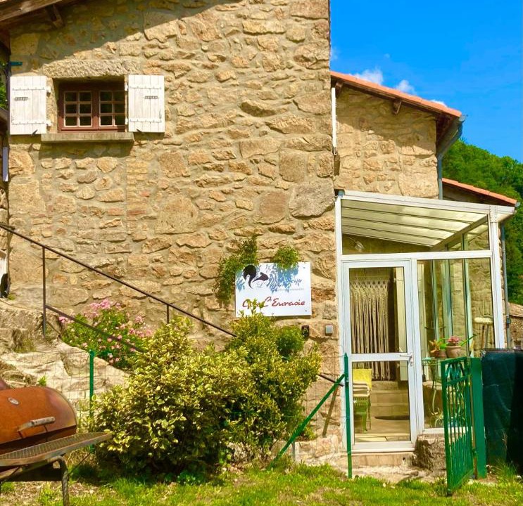 Photo of Buildings in Asperjoc