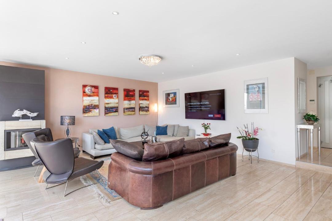 Photo of Livingroom in Carona