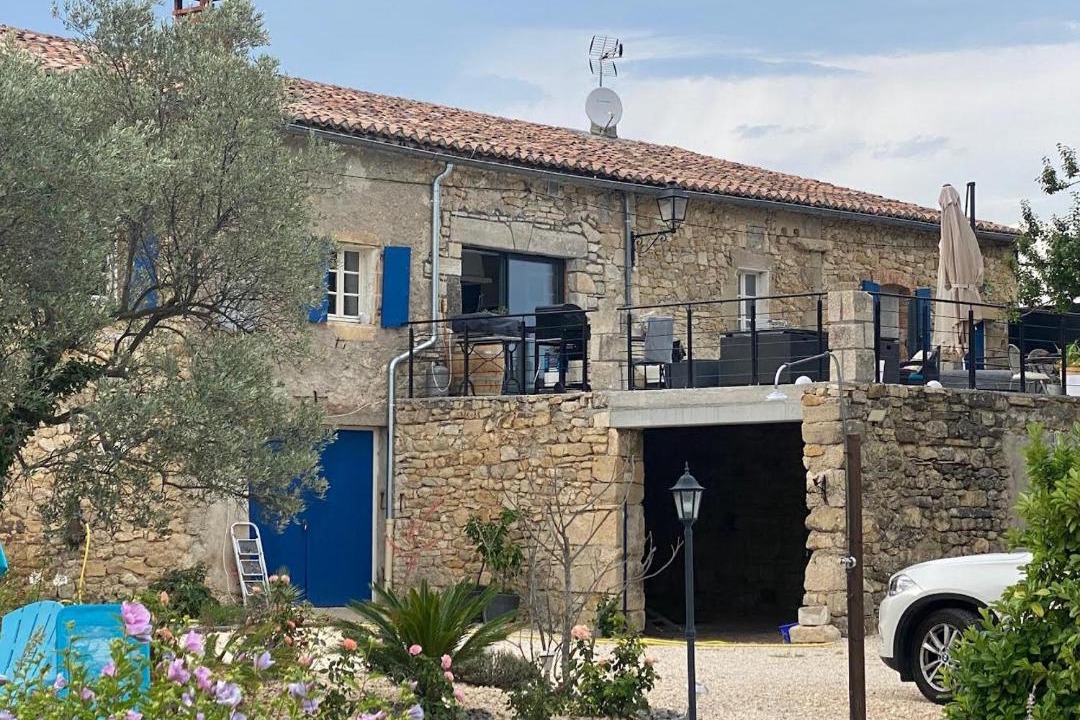 Photo of Others in Bessas
