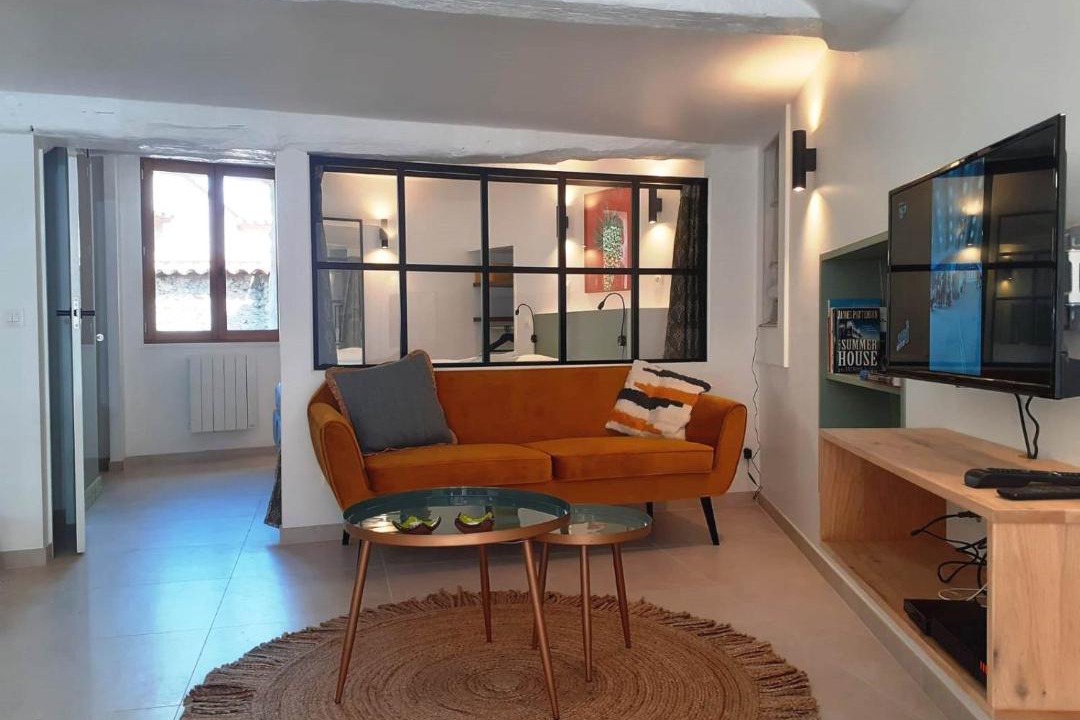 Photo of Livingroom in Tourtour