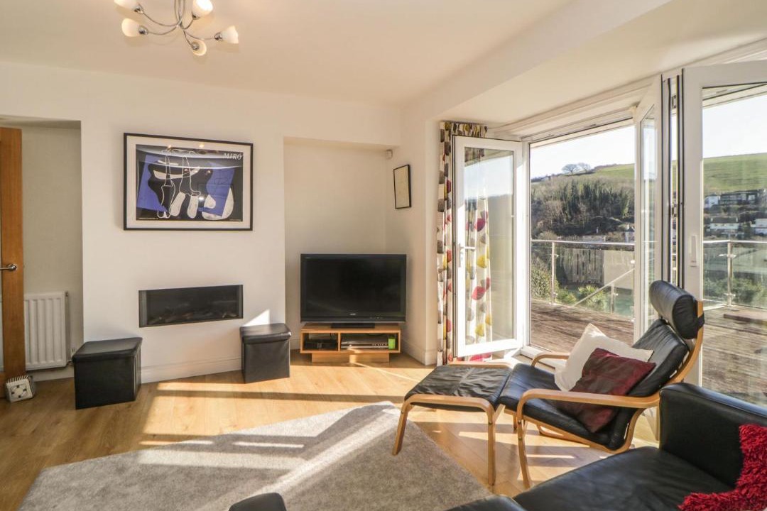 Photo of Livingroom in Newton Ferrers