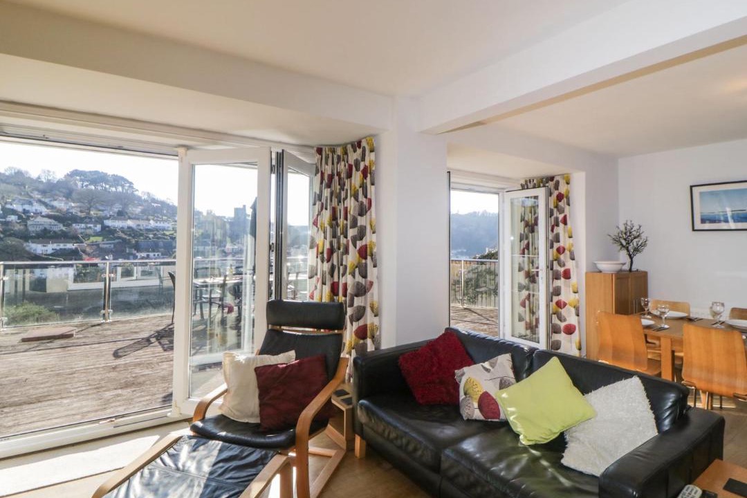 Photo of Livingroom in Newton Ferrers