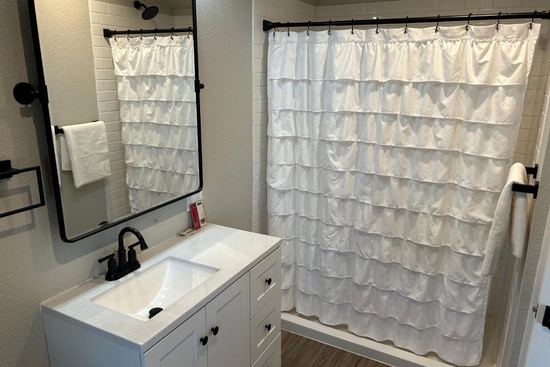 Photo of Others in Peters