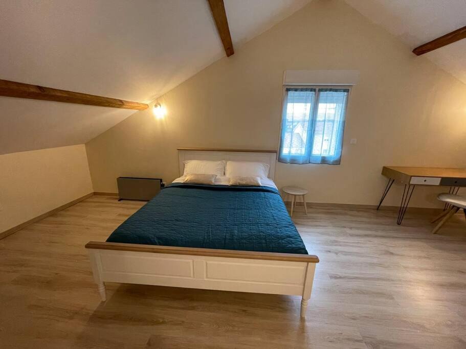 Photo of Bedroom in Vezeronce-Curtin