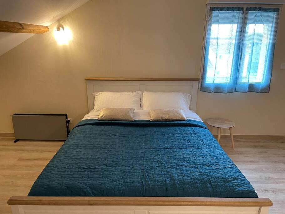Photo of Bedroom in Vezeronce-Curtin