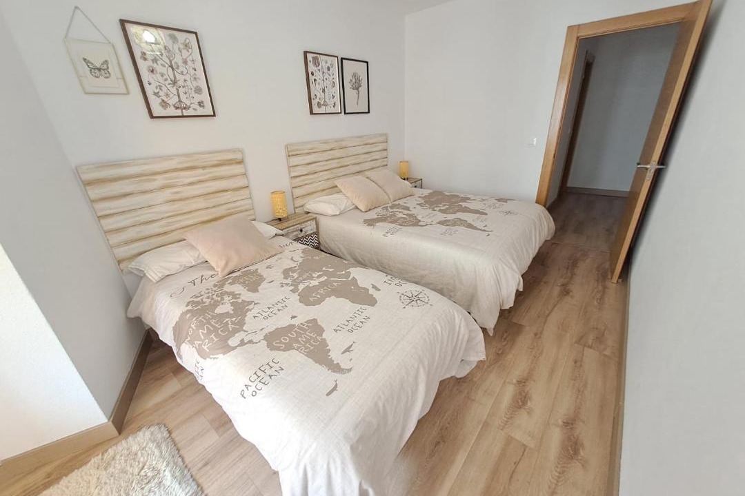 Photo of Bedroom in Saron