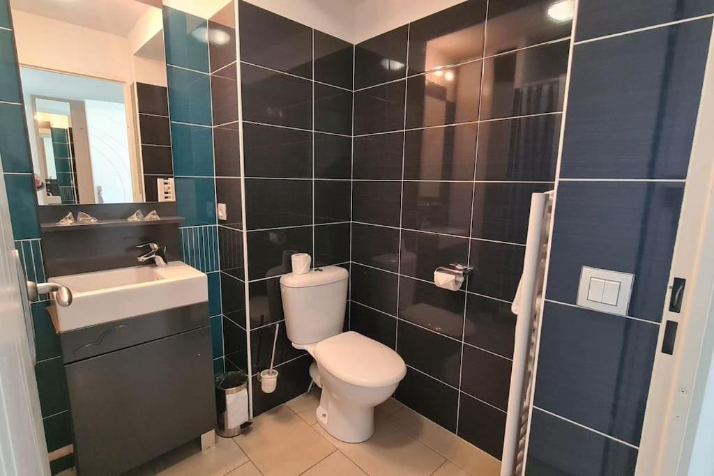 Photo of Bathroom in Les Arcades