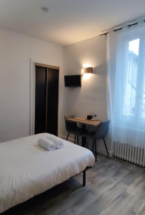 Photo of Bedroom in Neris-les-Bains