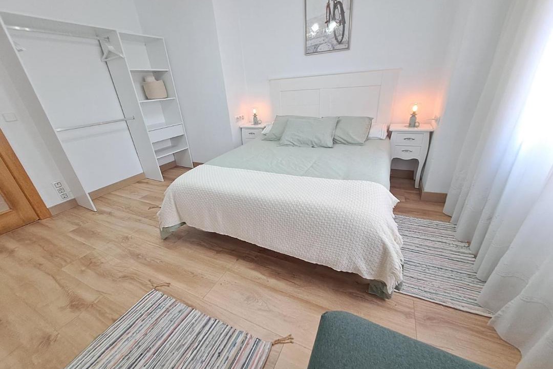 Photo of Bedroom in Saron