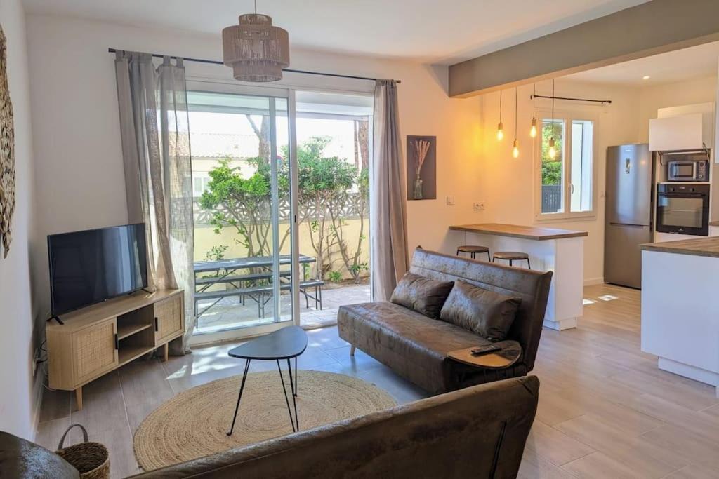 Photo of Livingroom in La Jetee