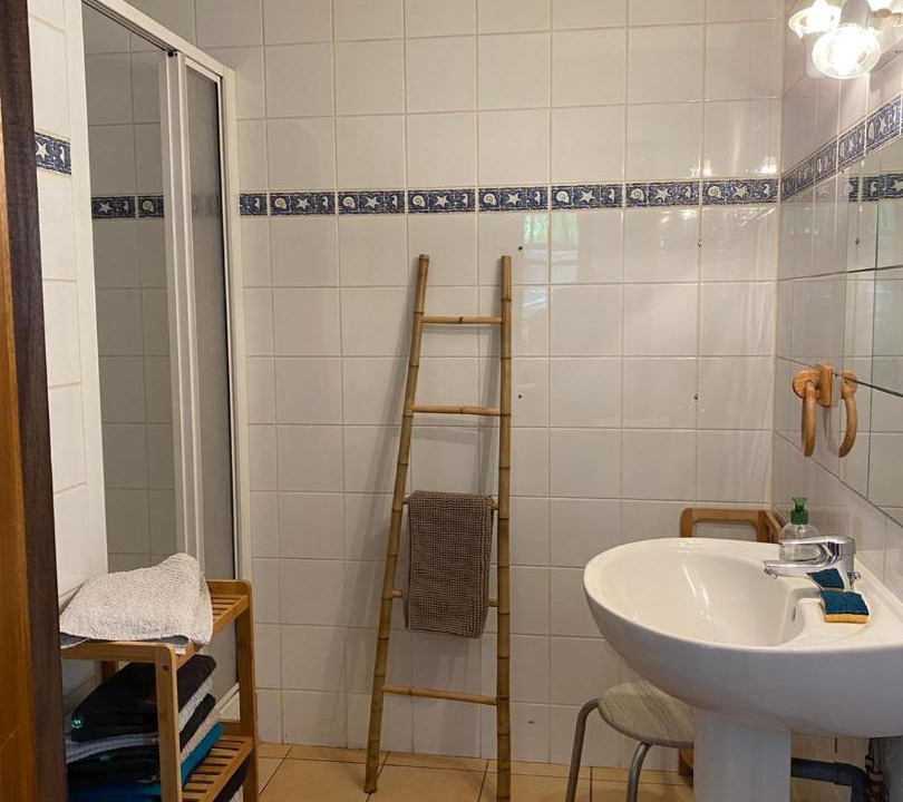 Photo of Bathroom in Montreuillon