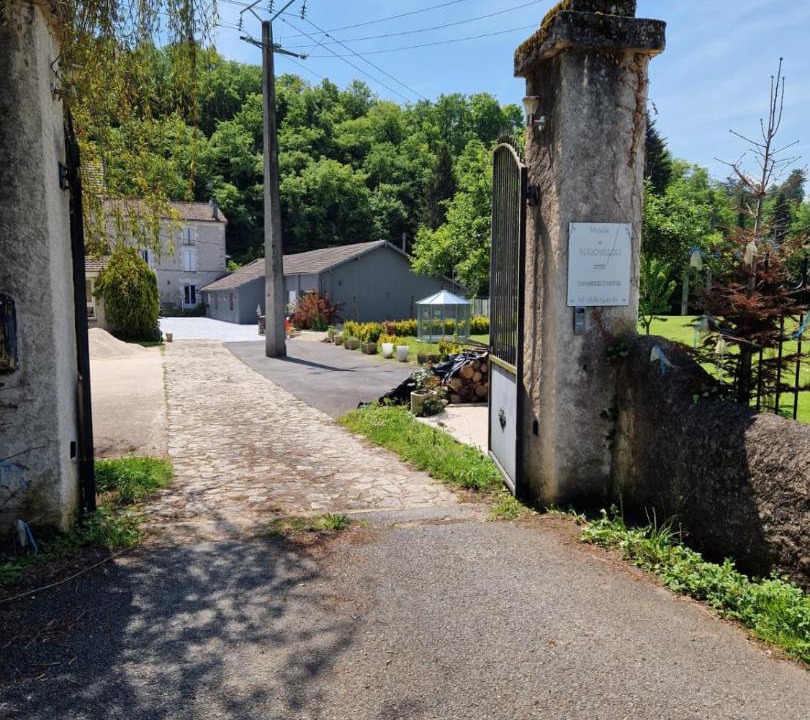 Photo of Others in Saint-Martial-de-Valette