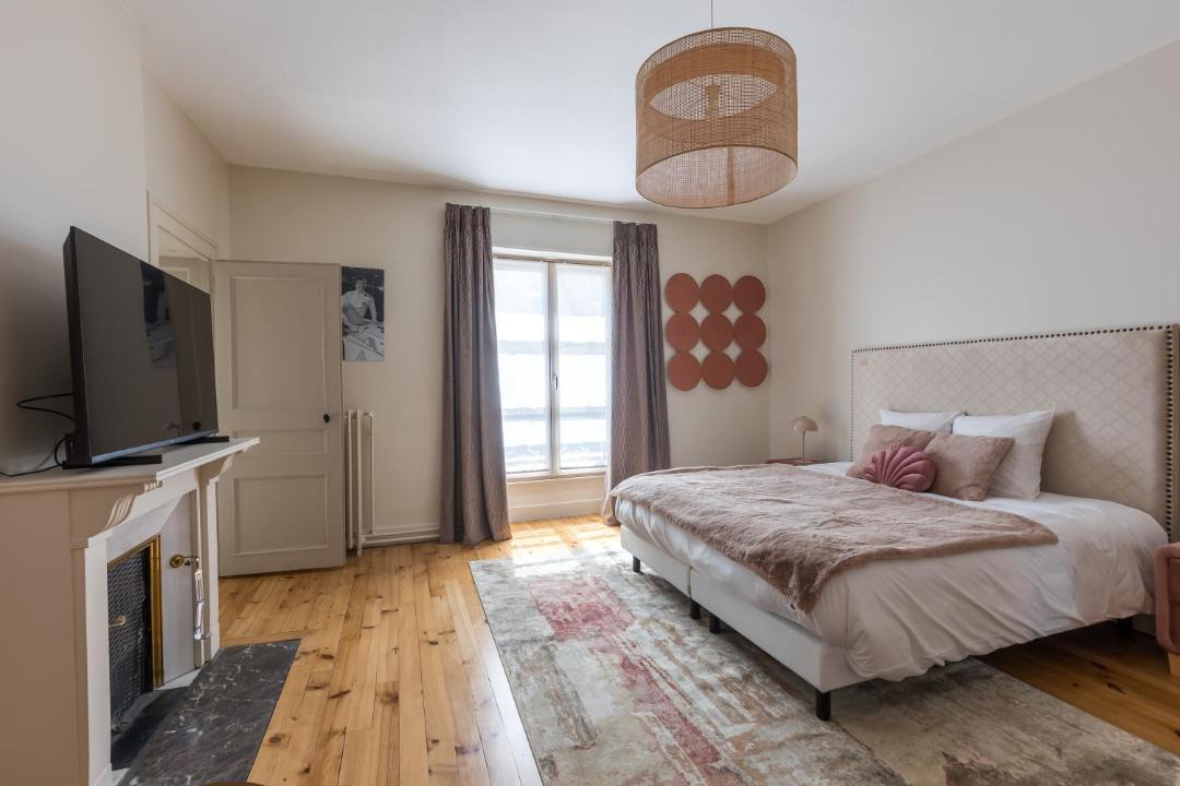 Photo of Bedroom in Flore