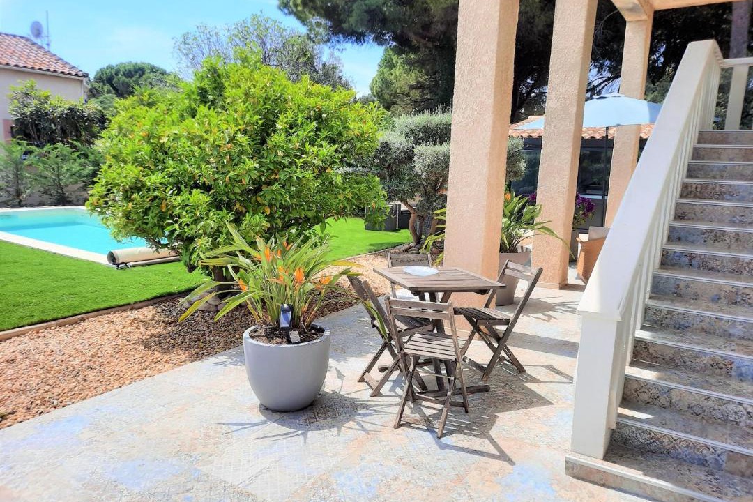 Photo of Patio Balcony in Bouzigues