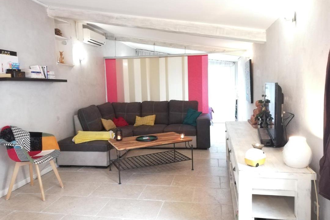 Photo of Livingroom in Saint-Jacques