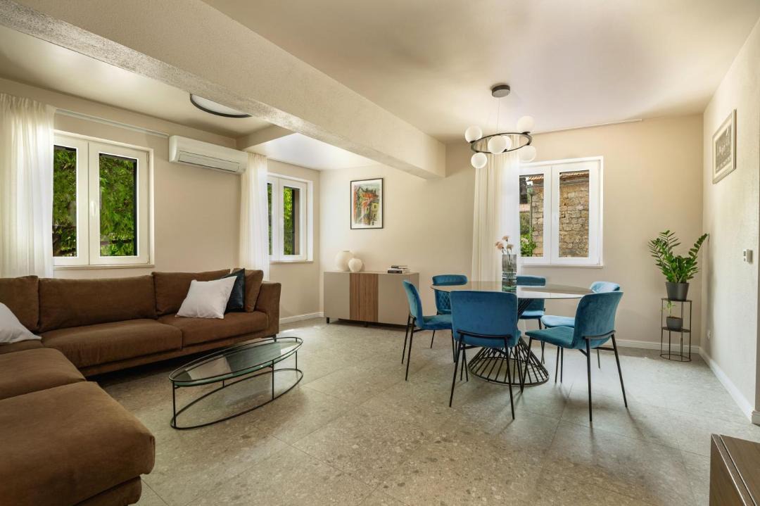 Photo of Livingroom in Dol