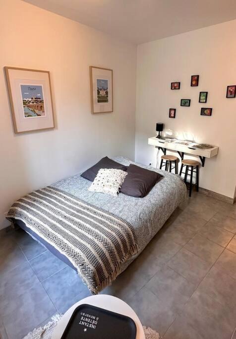 Photo of Bedroom in Nevers