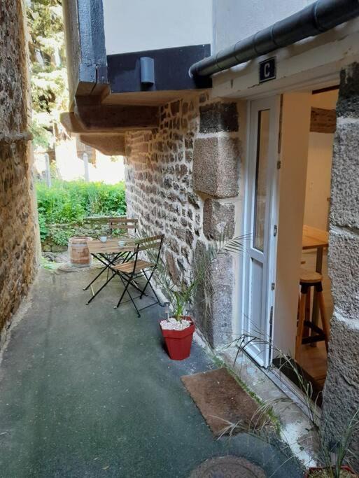 Photo of Others in Villedieu-les-Poeles