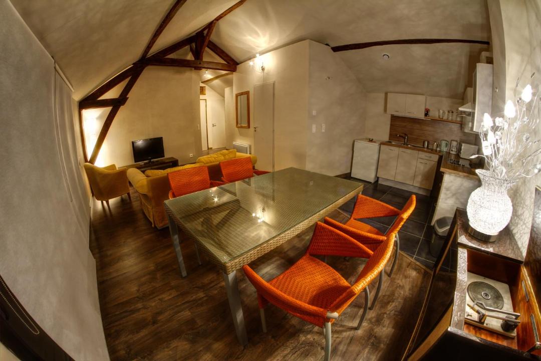 Photo of Others in Bazet