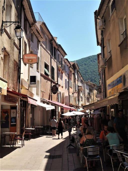 Photo of Others in Nyons