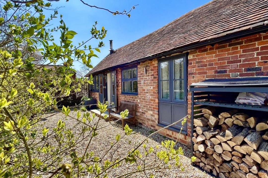 Photo of Others in Mayfield