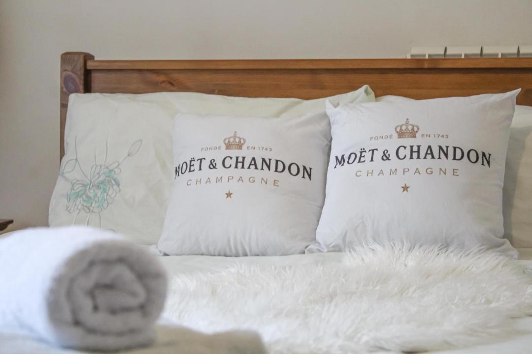 Photo of Others in Lanark