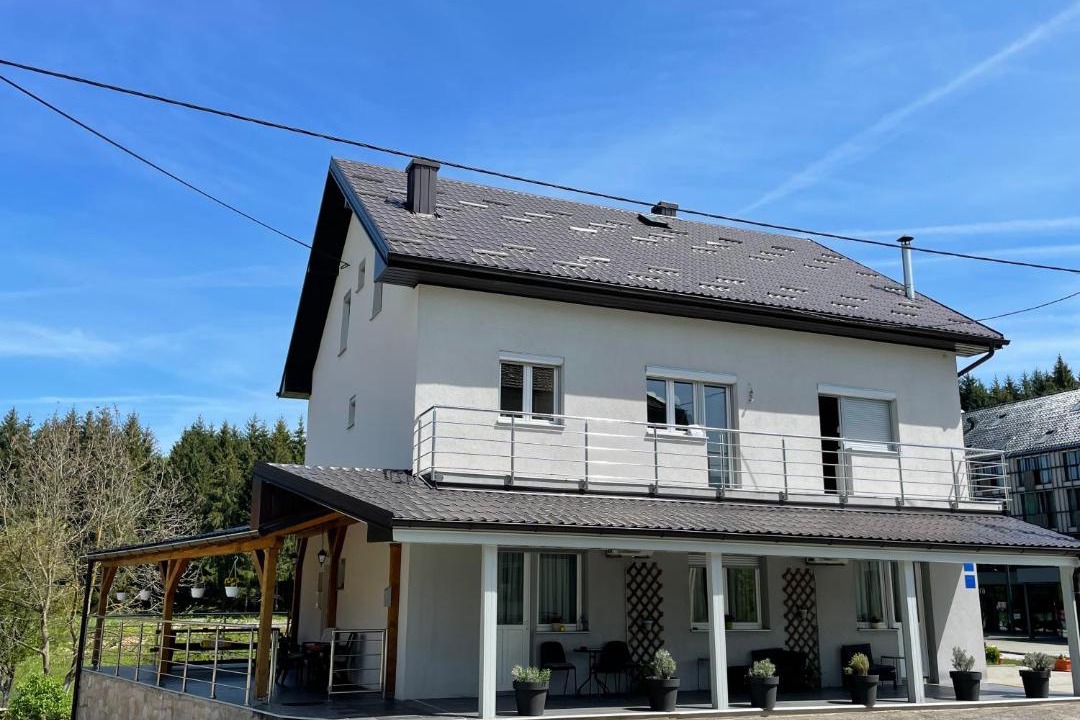 Photo of Others in Seliste