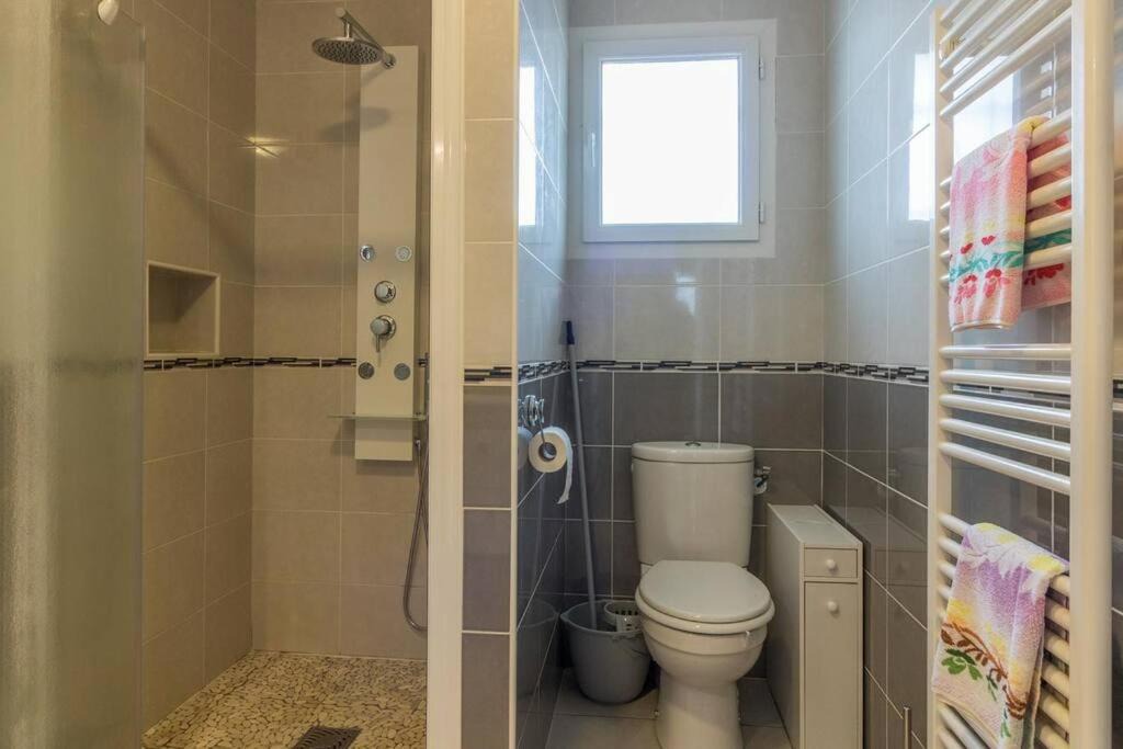 Photo of Others in Revel