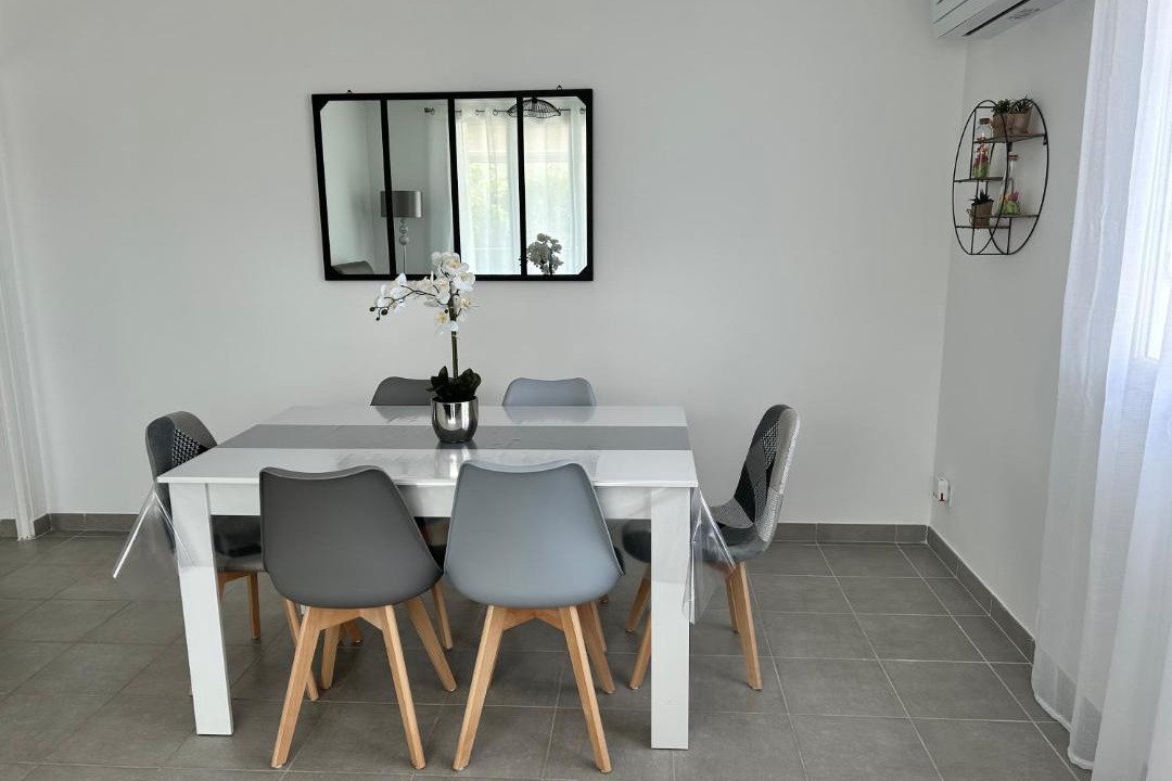 Photo of Livingroom in Beaumont-les-Valence