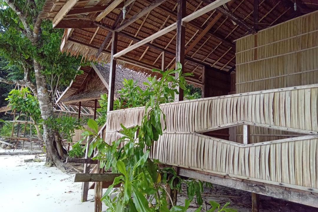 Photo of Buildings in Yenbeser