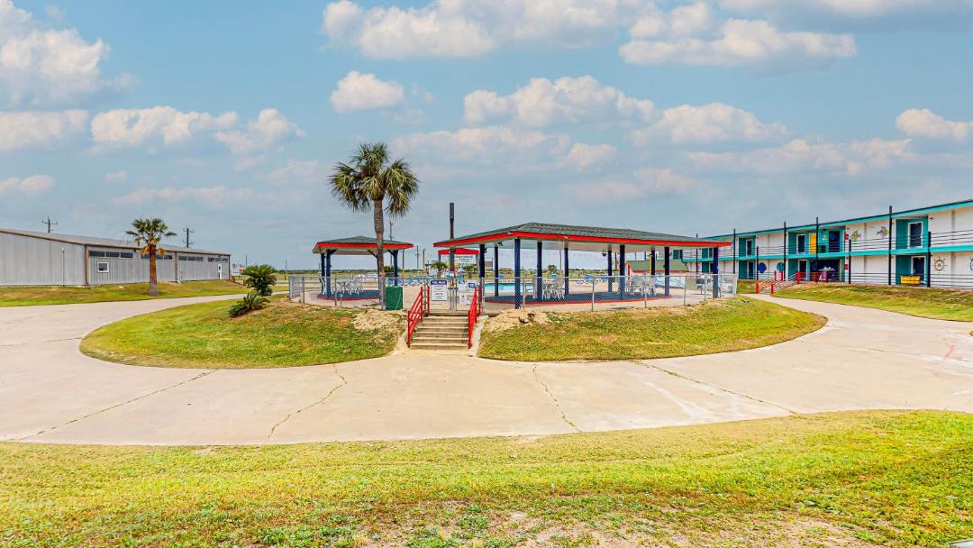 Photo of Others in Crystal Beach