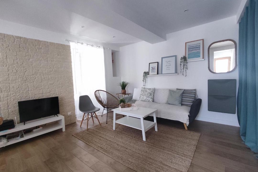 Photo of Livingroom in Opoul-Perillos