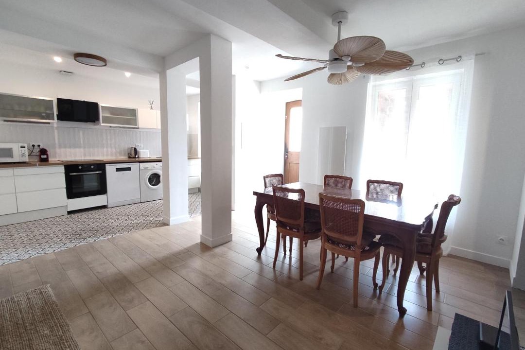 Photo of Livingroom in Opoul-Perillos