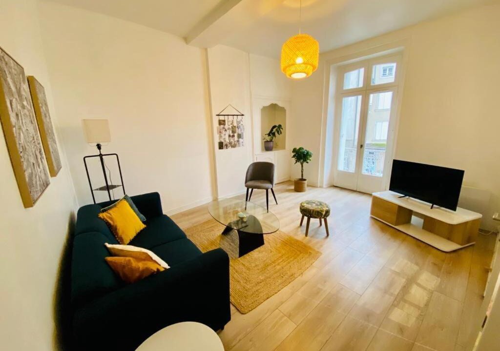 Photo of Livingroom in Laval