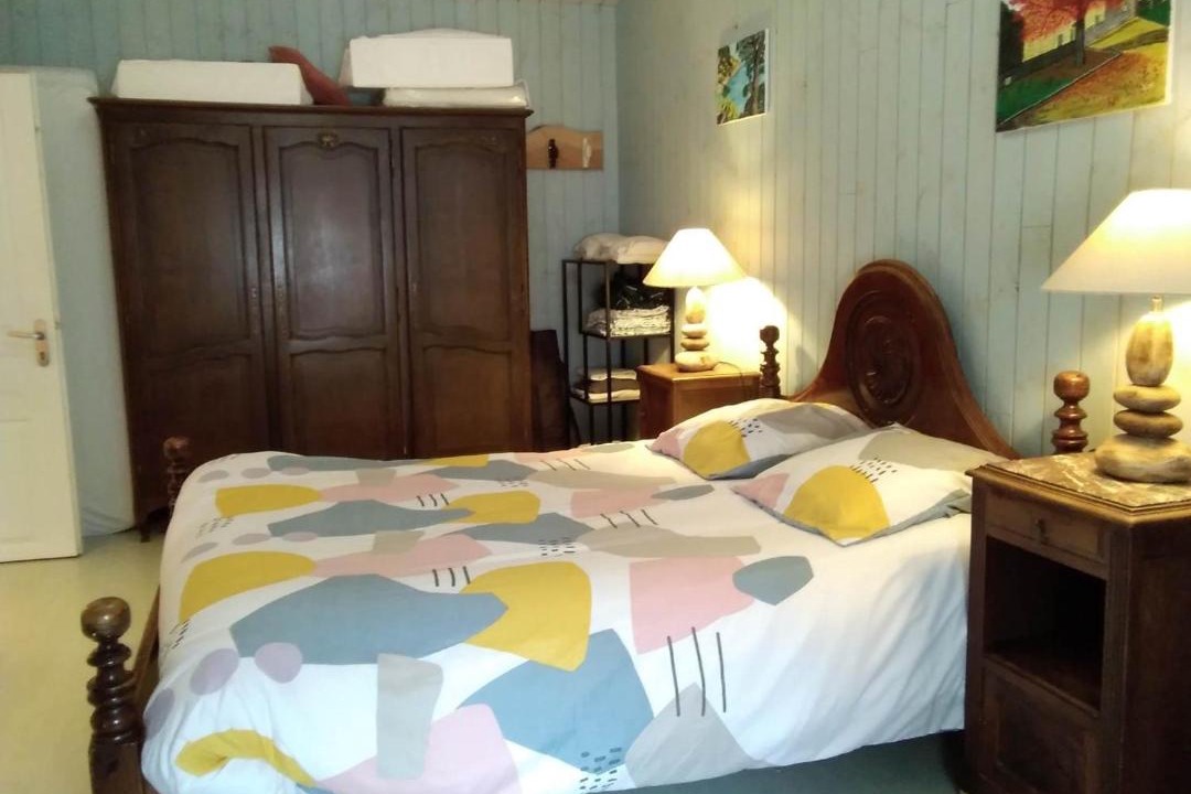 Photo of Others in Fromental