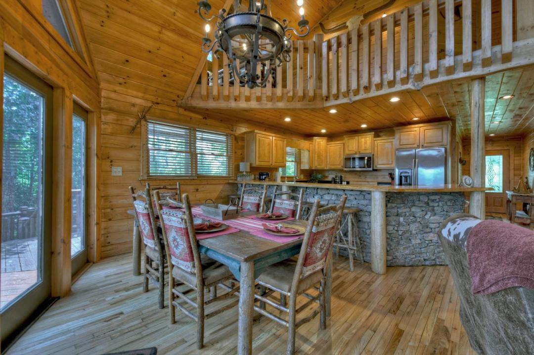 Photo of Others in Foxfire Estates