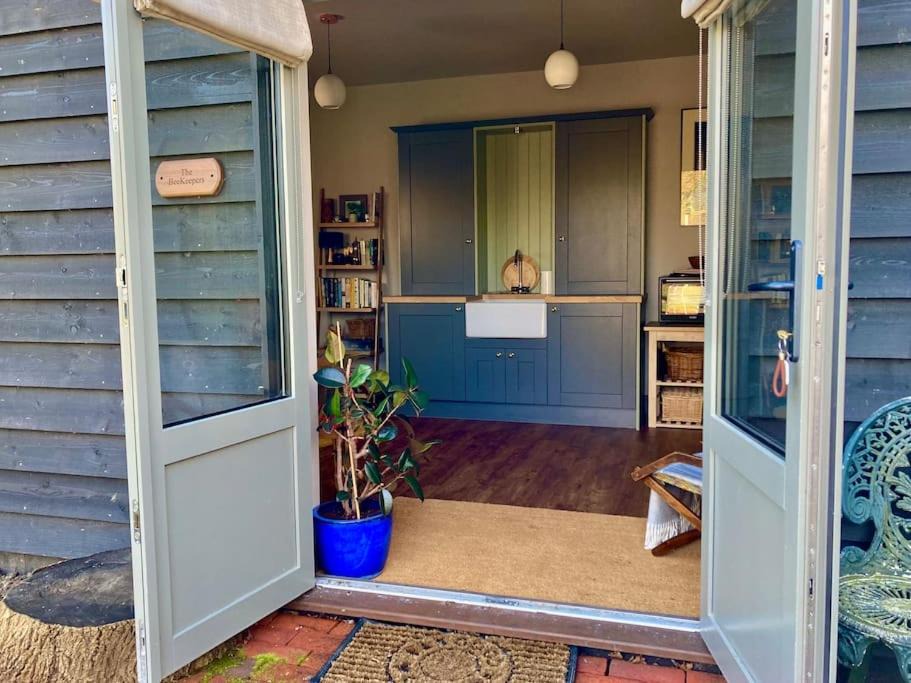 Photo of Others in Diss