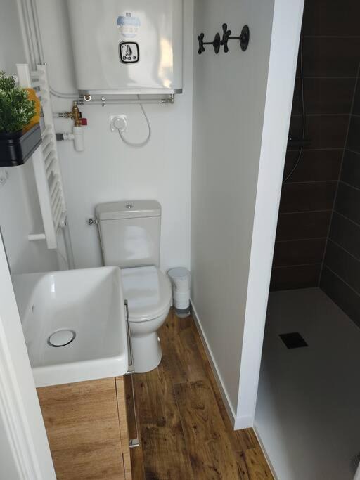 Photo of Bathroom in Le Hommet-d'Arthenay