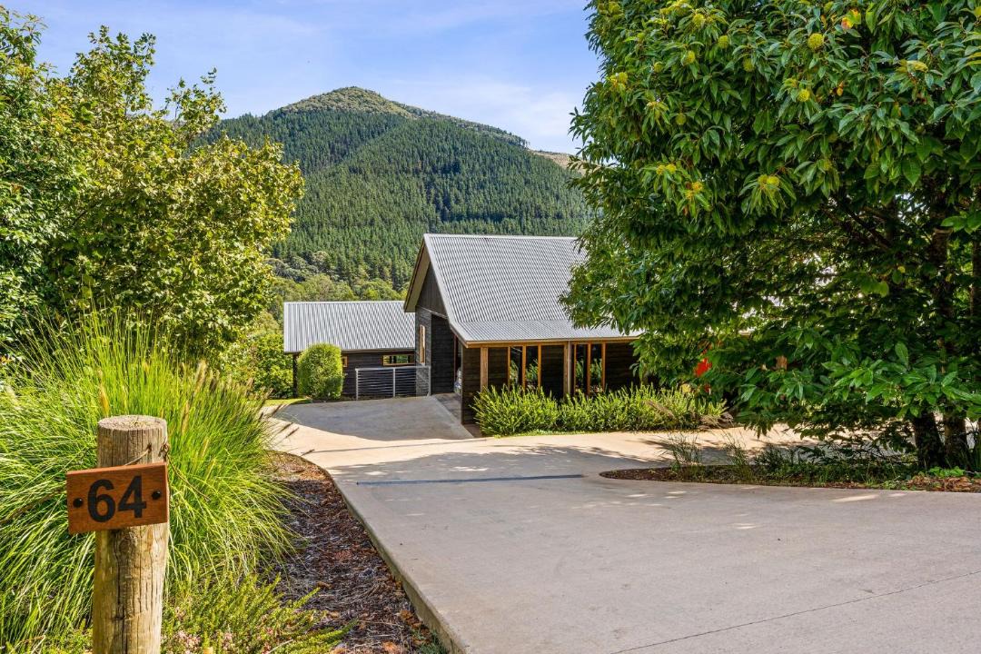 Photo of Others in Wandiligong