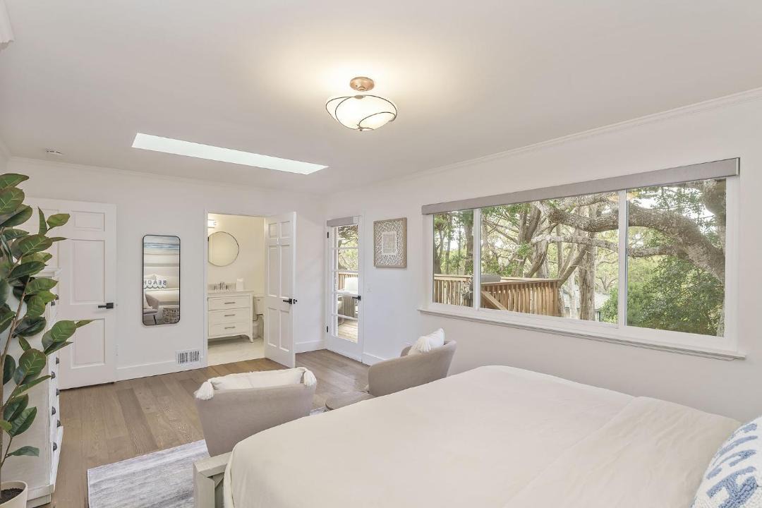 Photo of Bedroom in Del Monte Forest