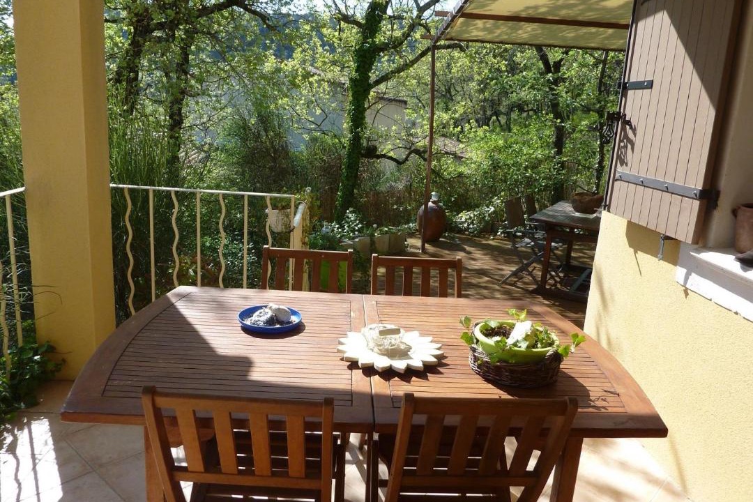 Photo of Patio Balcony in Saint-Paul-Trois-Chateaux
