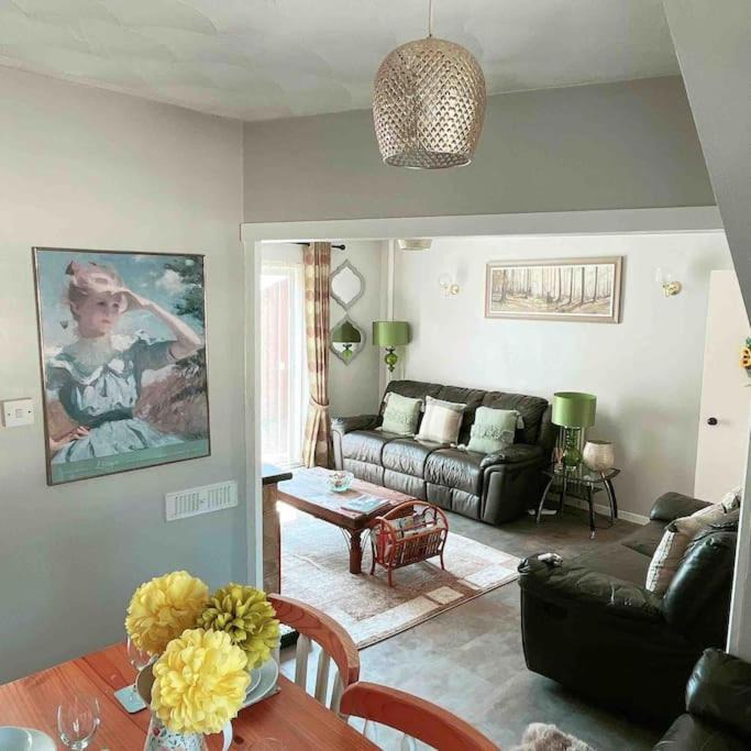 Photo of Livingroom in Matson