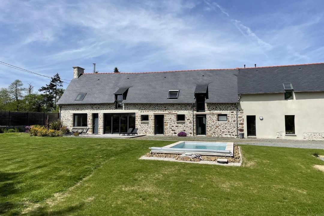 Photo of Others in Sens-de-Bretagne