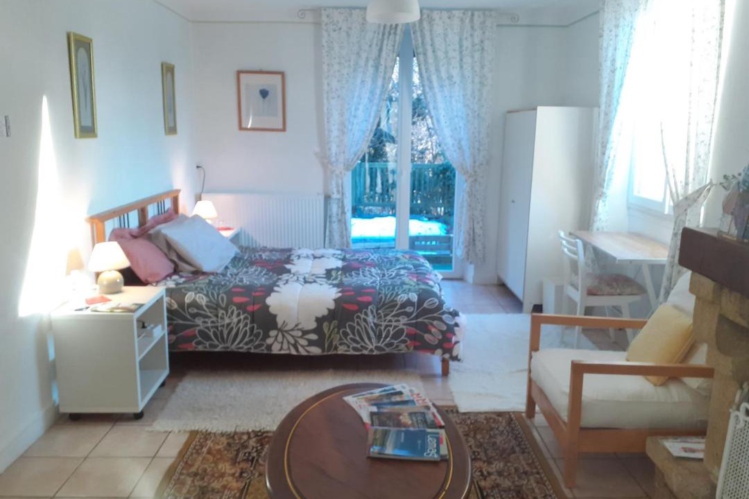 Photo of Others in Les Martys