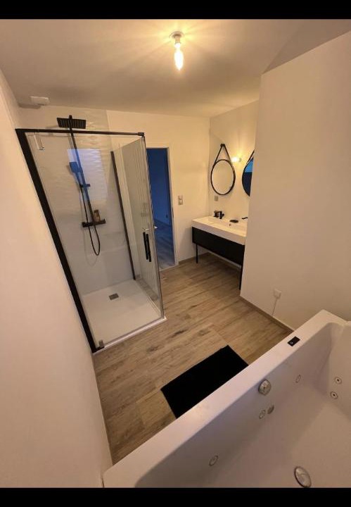 Photo of Others in Teloche