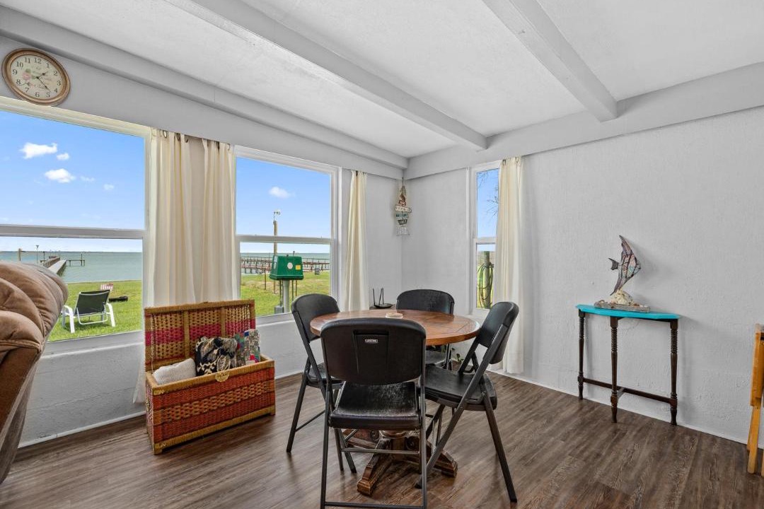 Photo of Others in Taft