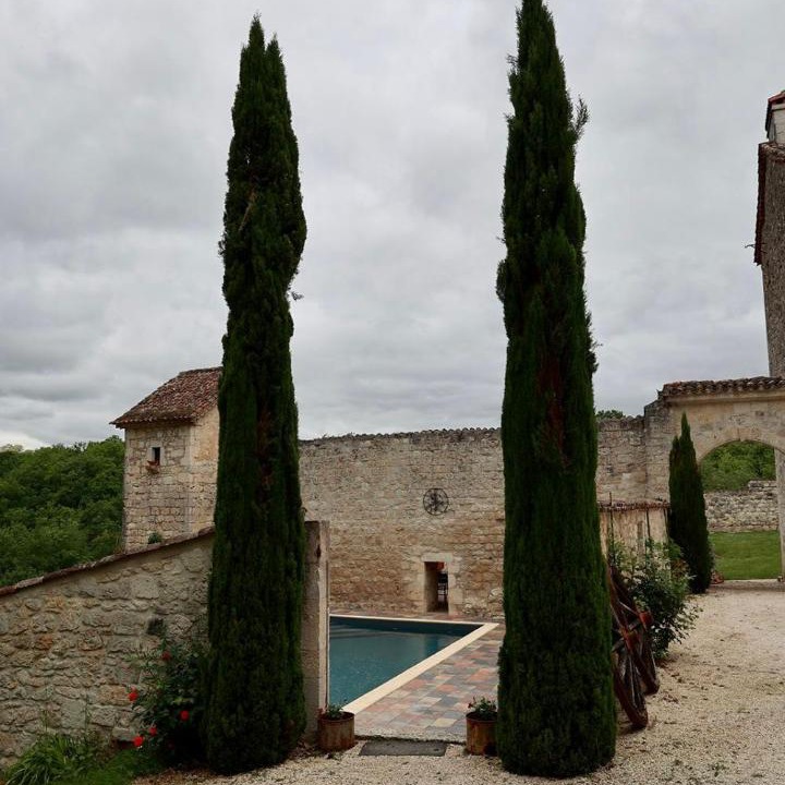 Photo of Others in Bon-Encontre