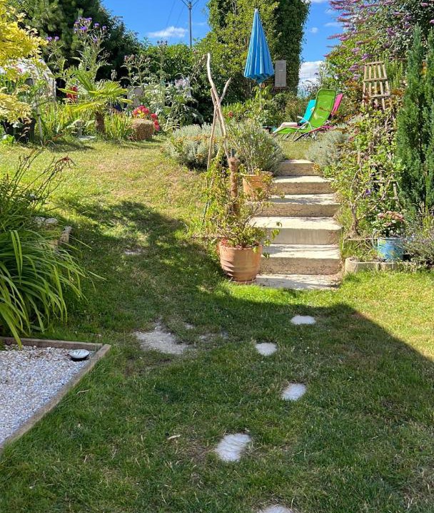 Photo of Others in Lor