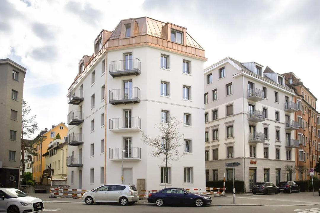 Photo of Buildings in District 4